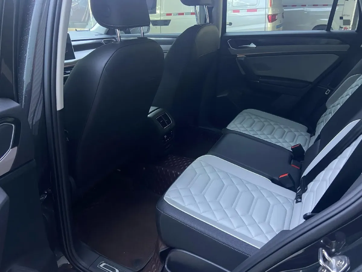 2023 Volkswagen Tayron 1.4T 150HP L4 7DCT,autocango,china used car exporter,china ev exporter,chinese used car exporter,chinese used ev exporter