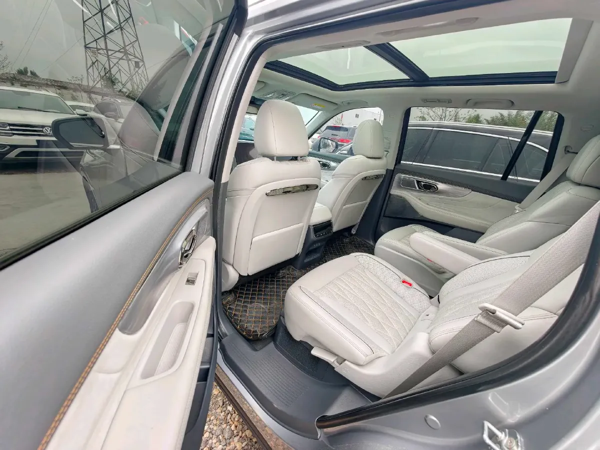 2022 GAC Trumpchi GS8 2.0T 190HP L4 E-CVT Hybrid,autocango,china used car exporter,china ev exporter,chinese used car exporter,chinese used ev exporter