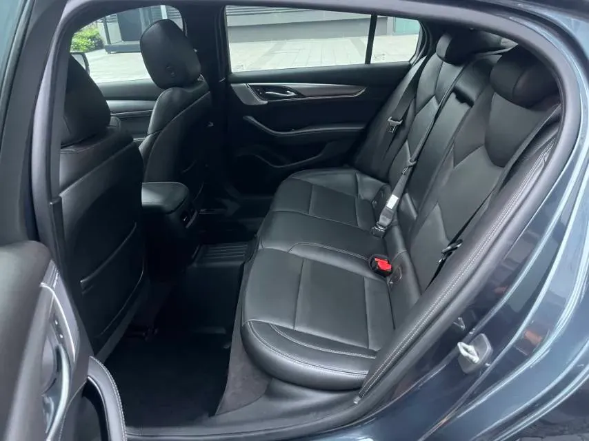 2021 Cadillac CT5 2.0T 237HP L4 10AT,autocango,china used car exporter,china ev exporter,chinese used car exporter,chinese used ev exporter