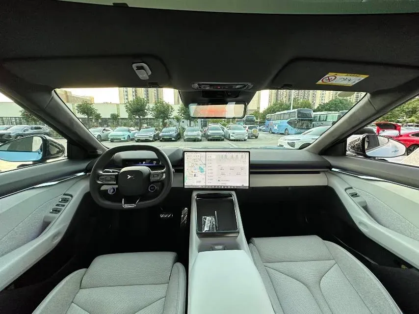 2025 Xpeng P7 BEV,autocango,china used car exporter,china ev exporter,chinese used car exporter,chinese used ev exporter