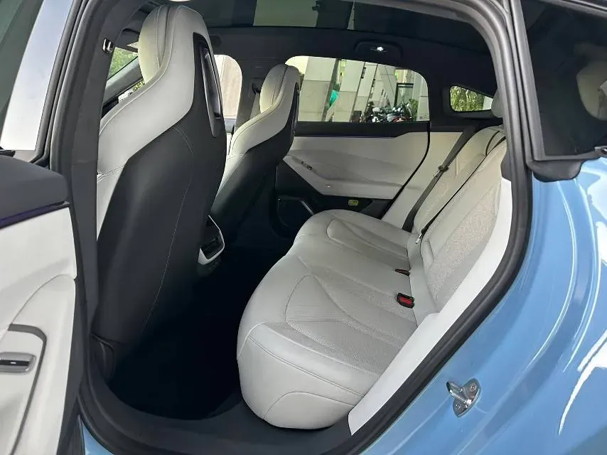 2025 Xpeng P7 BEV,autocango,china used car exporter,china ev exporter,chinese used car exporter,chinese used ev exporter