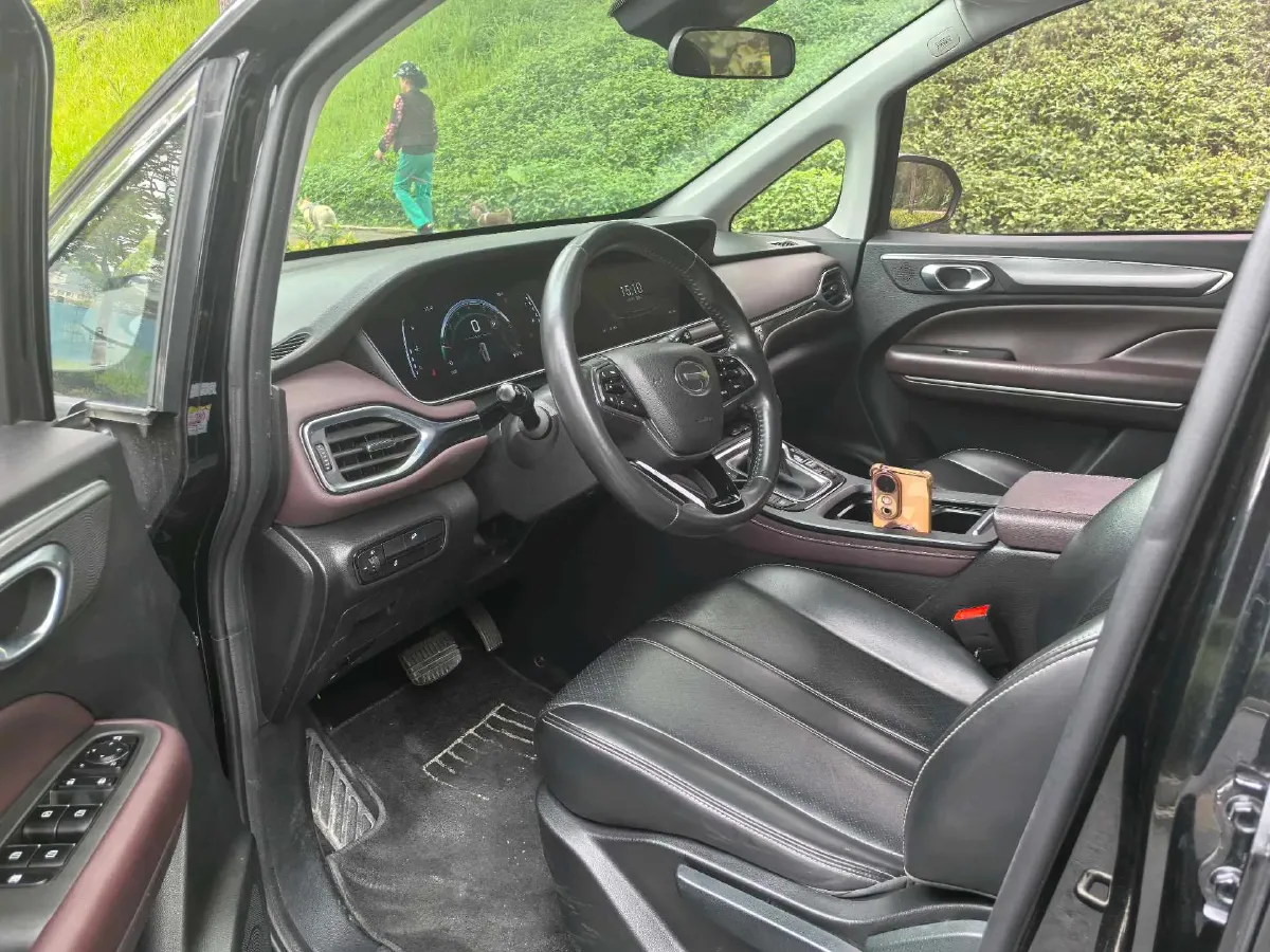 2021 GAC Trumpchi M6 1.5T 169HP L4 7DCT,autocango,china used car exporter,china ev exporter,chinese used car exporter,chinese used ev exporter