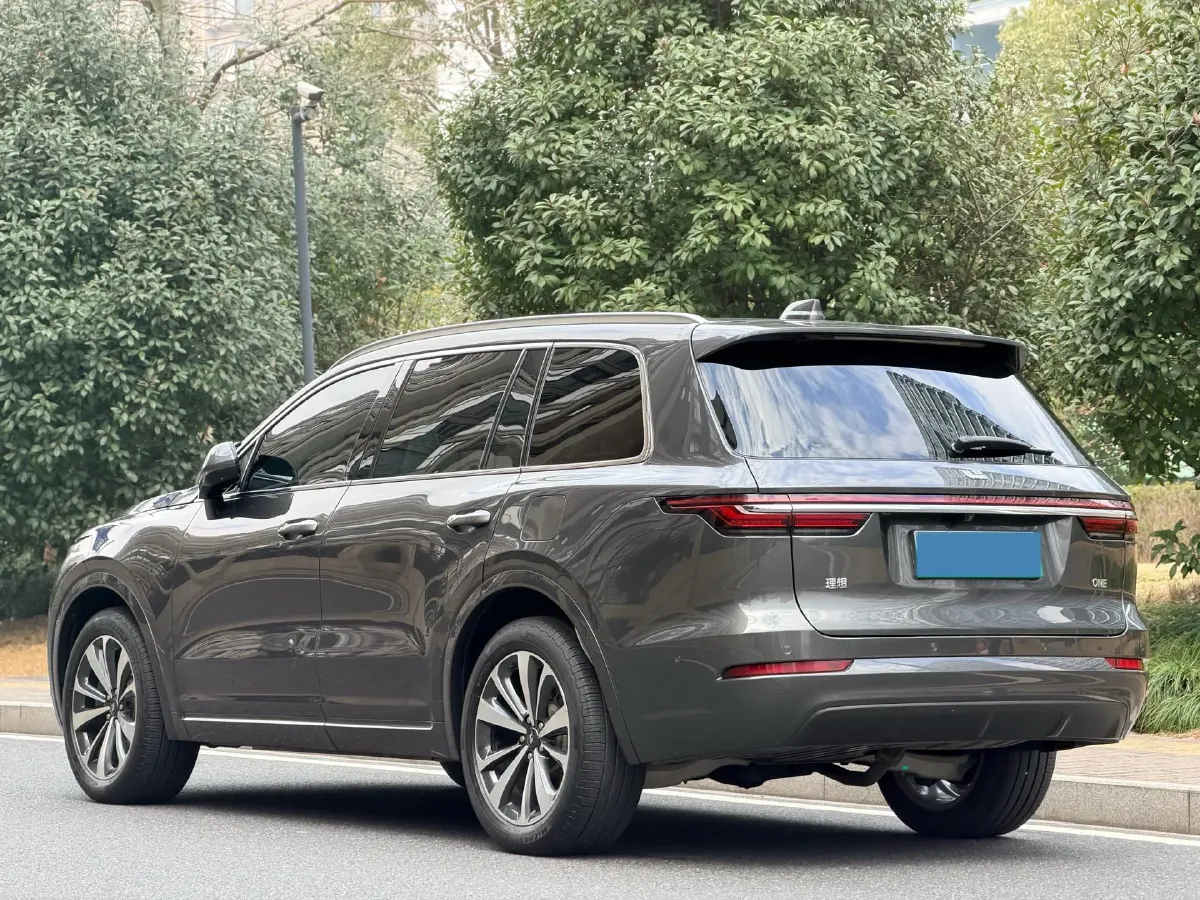 2021 Li ONE Range Extended 131HP REEV 40.5KWH,autocango,china used car exporter,china ev exporter,chinese used car exporter,chinese used ev exporter