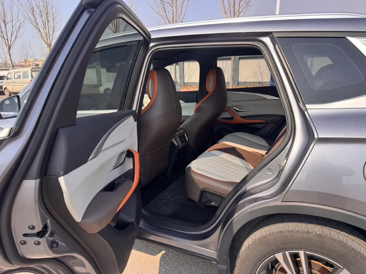 2022 Ruichi Auto EC35 BEV 82HP BEV 36.288KWH,autocango,china used car exporter,china ev exporter,chinese used car exporter,chinese used ev exporter