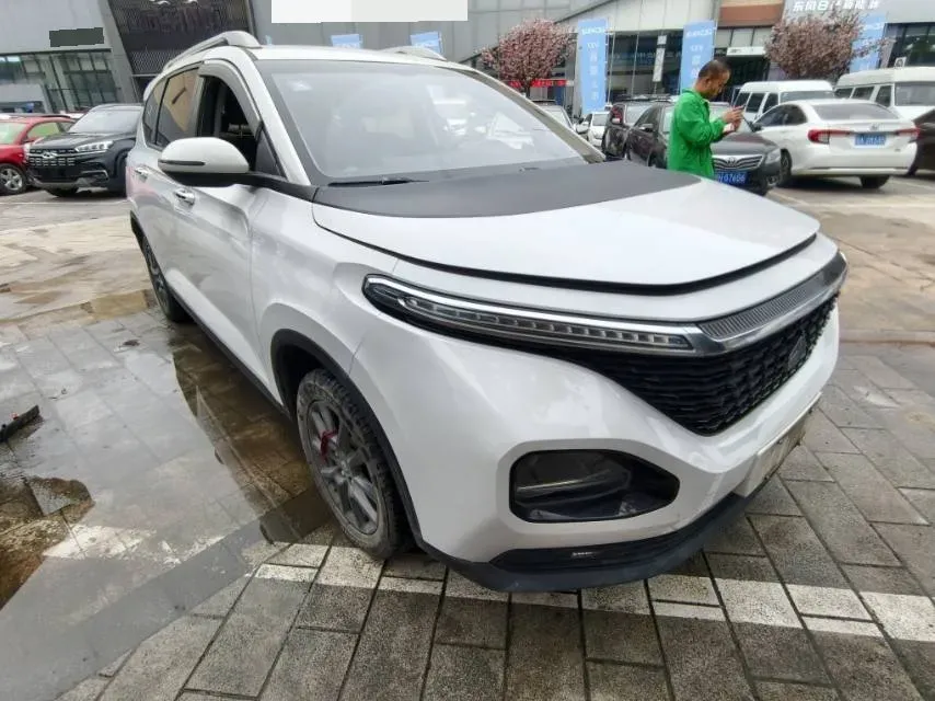 2019 WuLing HongGuang 1.5L 99HP L4 6MT,autocango,china used car exporter,china ev exporter,chinese used car exporter,chinese used ev exporter