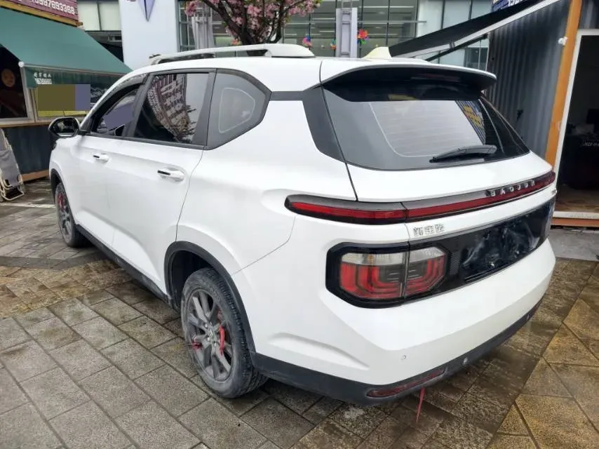 2019 WuLing HongGuang 1.5L 99HP L4 6MT,autocango,china used car exporter,china ev exporter,chinese used car exporter,chinese used ev exporter