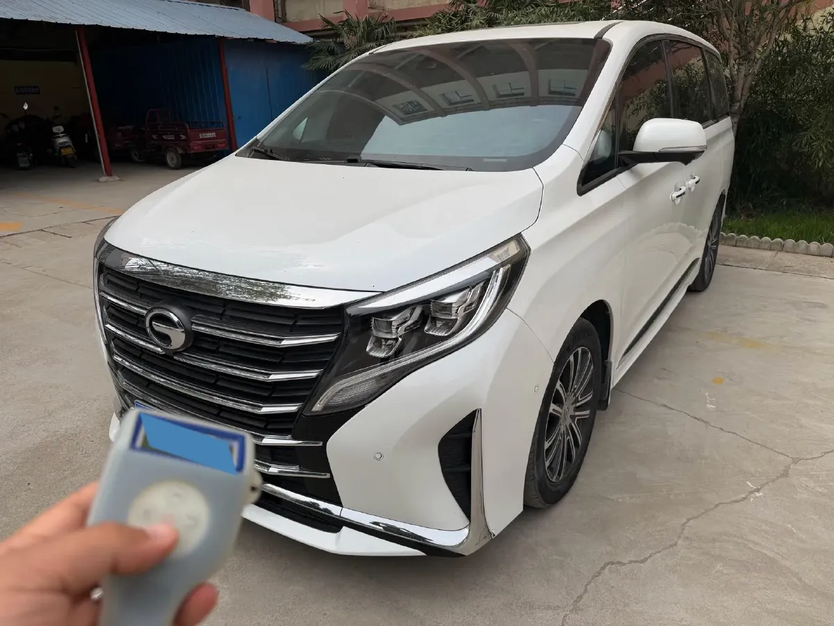 2021 GAC Trumpchi M8 2.0T 252HP L4 8AT,autocango,china used car exporter,china ev exporter,chinese used car exporter,chinese used ev exporter