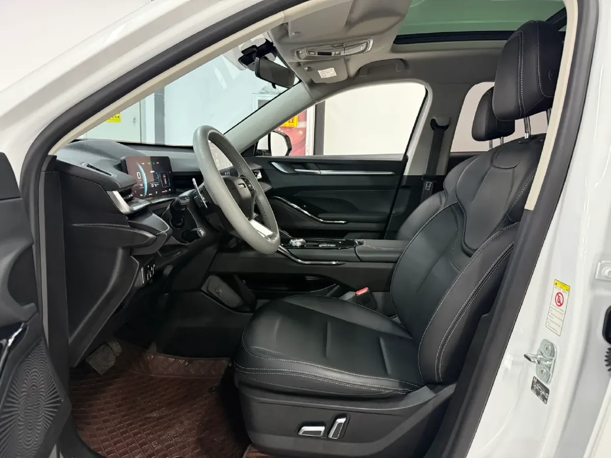 2022 Haval H6 1.5T 184HP L4 7DCT,autocango,china used car exporter,china ev exporter,chinese used car exporter,chinese used ev exporter