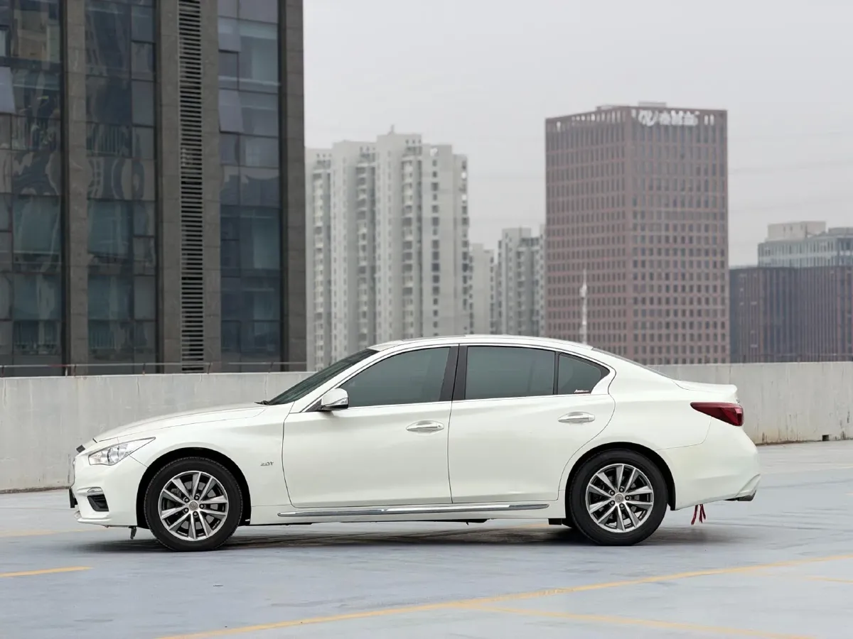 2021 Infiniti Q50L 2.0T 211HP L4 7AT,autocango,china used car exporter,china ev exporter,chinese used car exporter,chinese used ev exporter