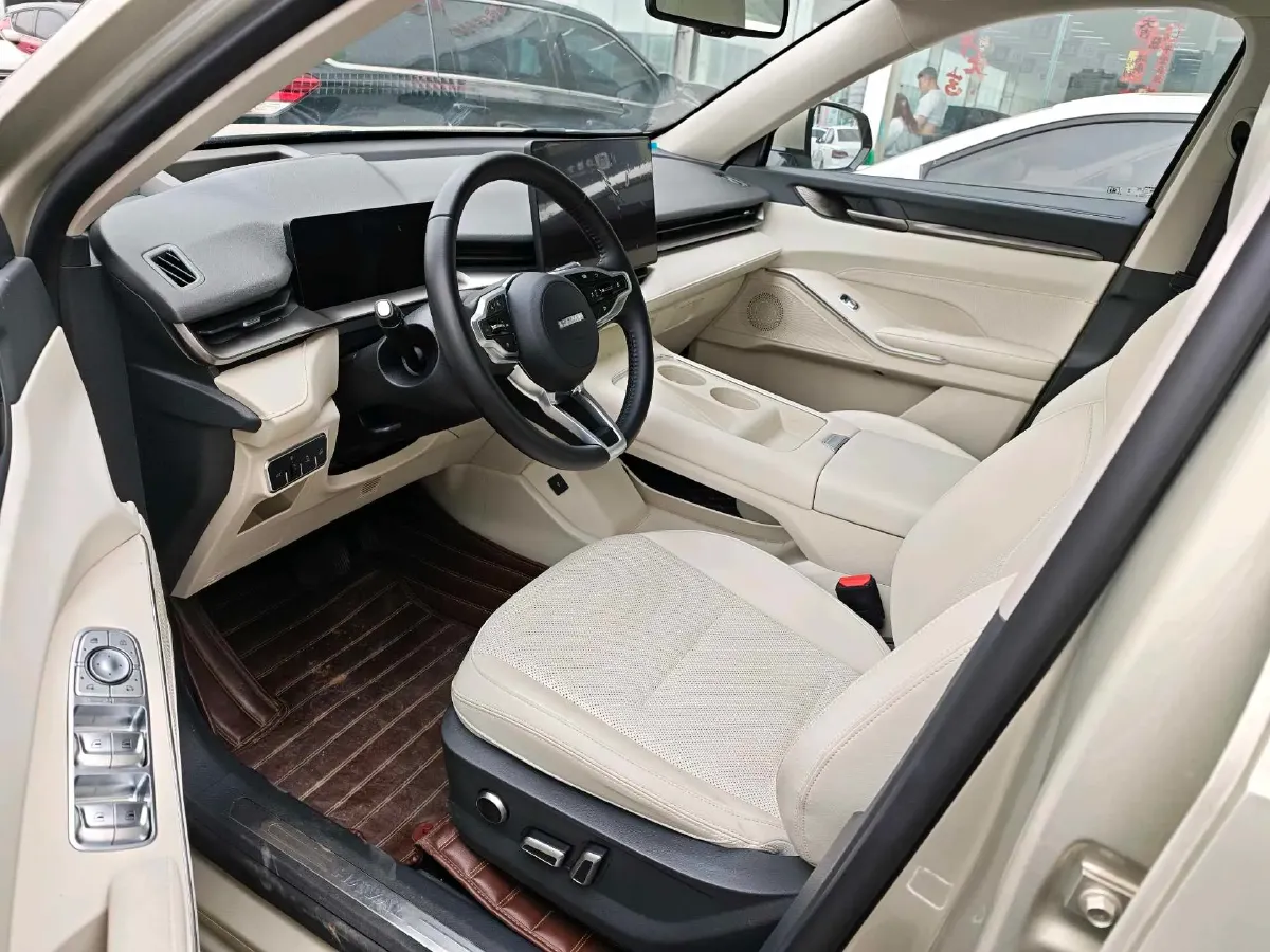 2024 Haval H6 1.5T 184HP L4 7DCT,autocango,china used car exporter,china ev exporter,chinese used car exporter,chinese used ev exporter