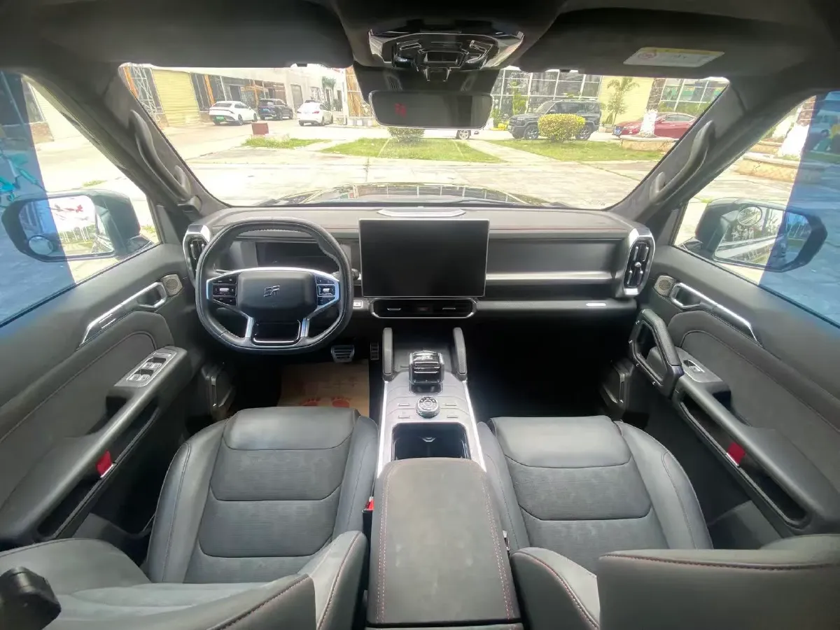 2023 Jetour Traveller 2.0T 254HP L4 7DCT,autocango,china used car exporter,china ev exporter,chinese used car exporter,chinese used ev exporter