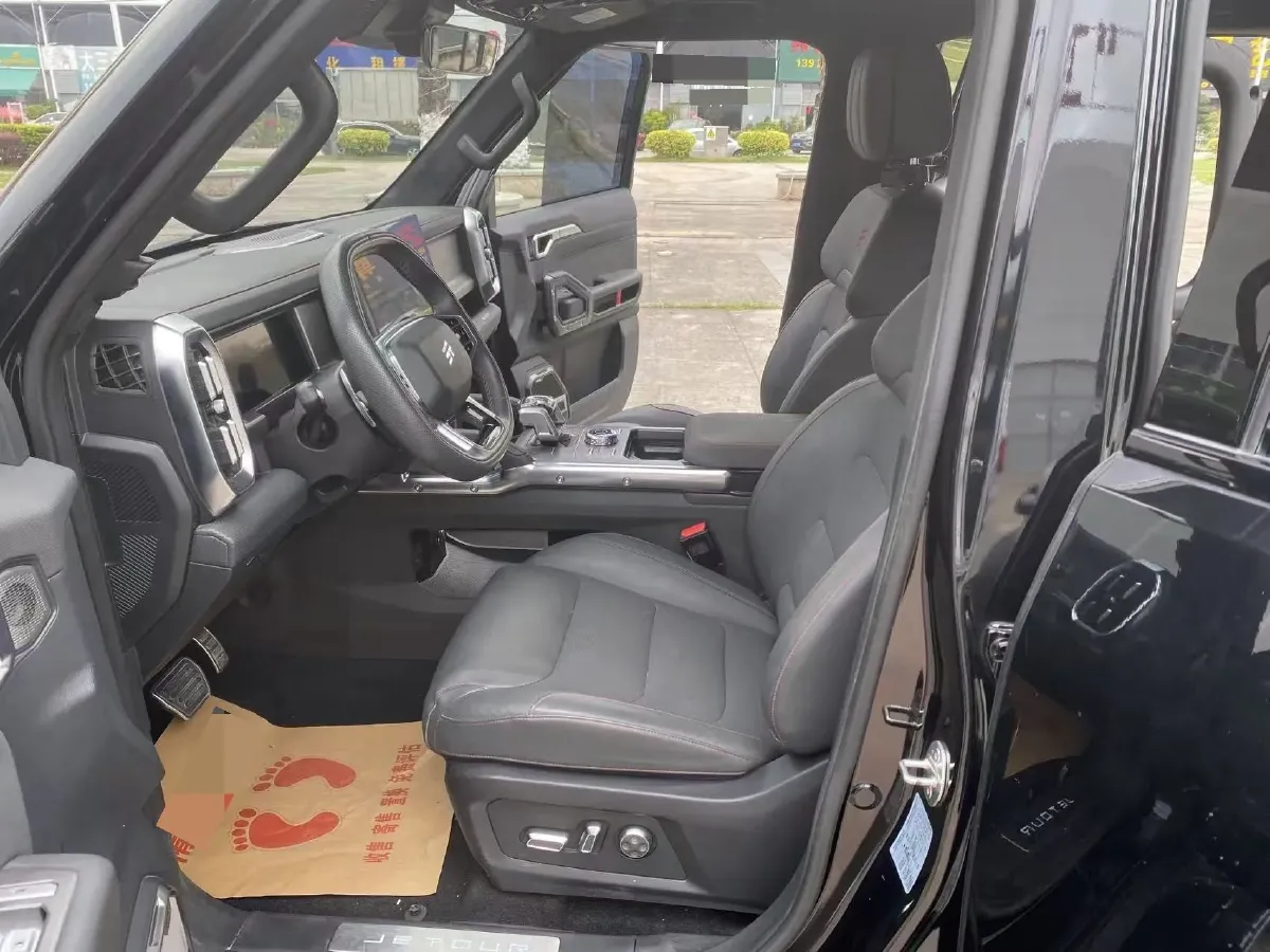 2023 Jetour Traveller 2.0T 254HP L4 7DCT,autocango,china used car exporter,china ev exporter,chinese used car exporter,chinese used ev exporter