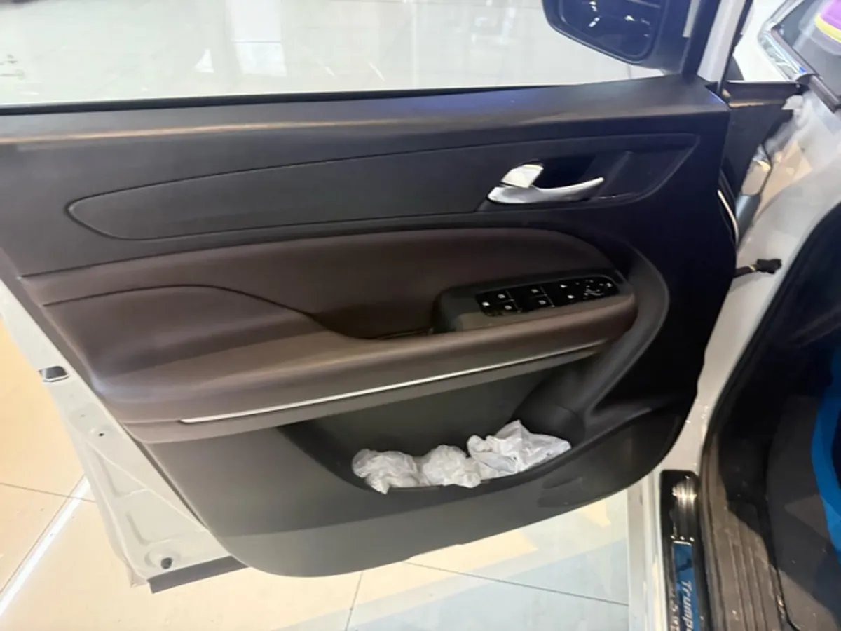 2021 GAC Trumpchi M6 1.5T 169HP L4 7DCT,autocango,china used car exporter,china ev exporter,chinese used car exporter,chinese used ev exporter