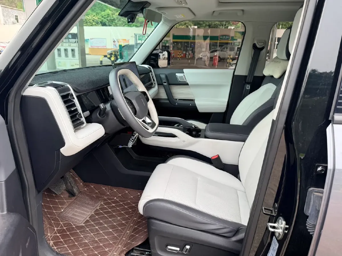 2024 JMC DaDao 2.3T 245HP L4 8AT,autocango,china used car exporter,china ev exporter,chinese used car exporter,chinese used ev exporter