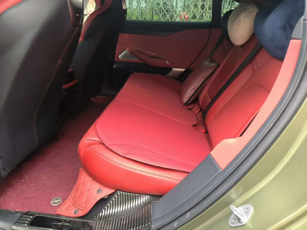 2024 MI SU7 BEV 73.6KWH,autocango,china used car exporter,china ev exporter,chinese used car exporter,chinese used ev exporter