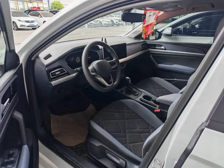 2022 BeiJing Auto X7 1.5T 188HP L4 7DCT,autocango,china used car exporter,china ev exporter,chinese used car exporter,chinese used ev exporter