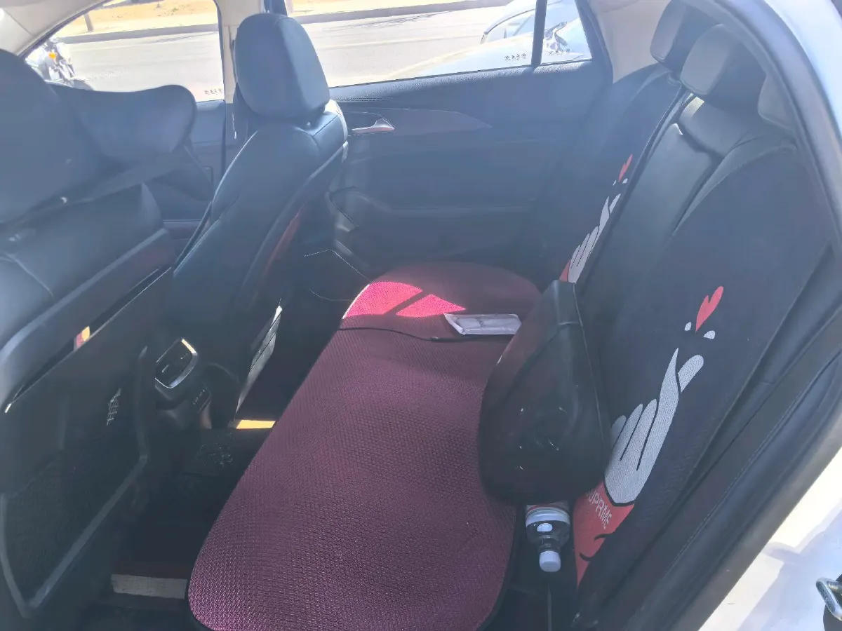 2022 HongQi H5 1.5T 169HP L4 7DCT,autocango,china used car exporter,china ev exporter,chinese used car exporter,chinese used ev exporter