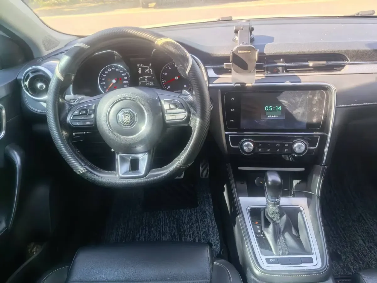 2017 MG MG6 1.5T 169HP L4 7DCT,autocango,china used car exporter,china ev exporter,chinese used car exporter,chinese used ev exporter