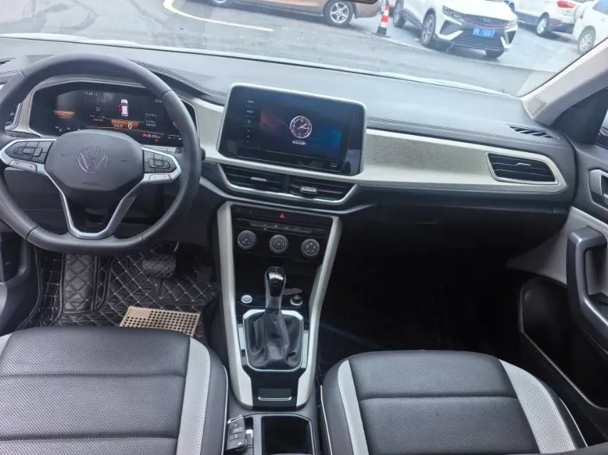 2024 Volkswagen T-Roc 1.4T 150HP L4 7DCT,autocango,china used car exporter,china ev exporter,chinese used car exporter,chinese used ev exporter