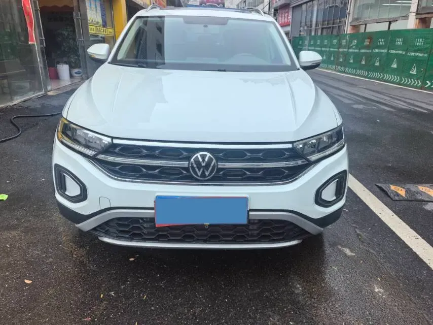 2024 Volkswagen T-Roc 1.4T 150HP L4 7DCT,autocango,china used car exporter,china ev exporter,chinese used car exporter,chinese used ev exporter
