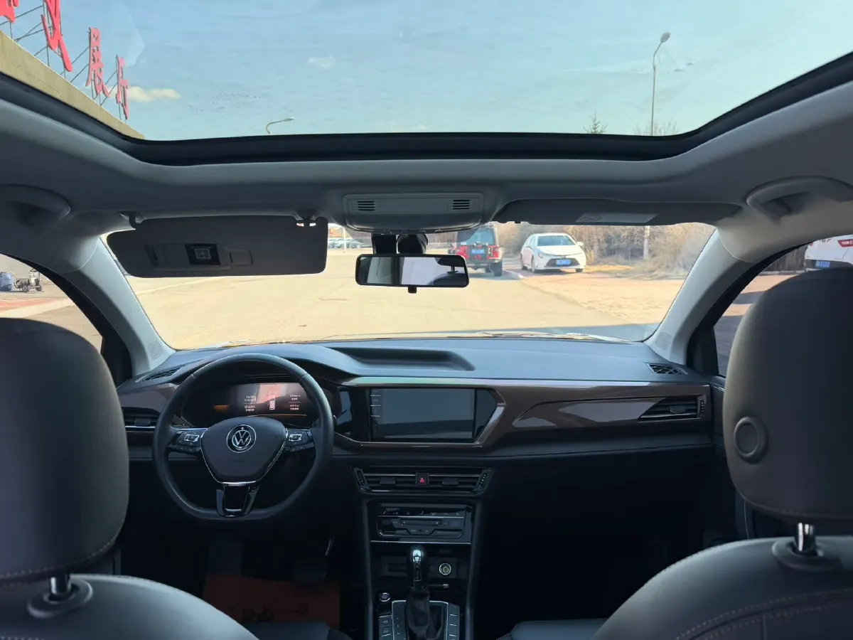 2021 Volkswagen Tharu 1.4T 150HP L4 7DCT,autocango,china used car exporter,china ev exporter,chinese used car exporter,chinese used ev exporter