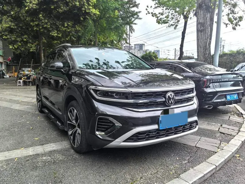 2022 Volkswagen Talagon 2.5T 299HP V6 7DCT,autocango,china used car exporter,china ev exporter,chinese used car exporter,chinese used ev exporter