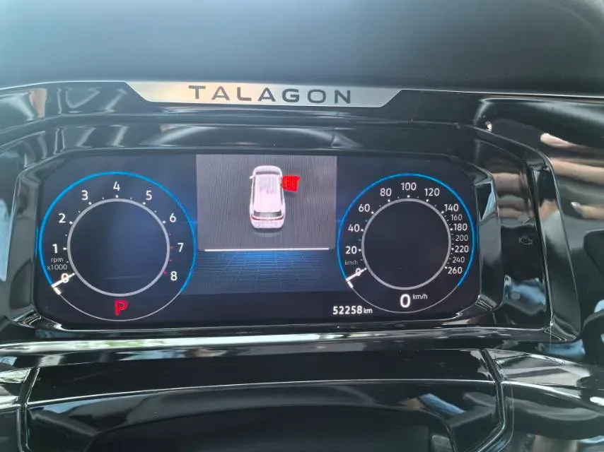 2022 Volkswagen Talagon 2.5T 299HP V6 7DCT,autocango,china used car exporter,china ev exporter,chinese used car exporter,chinese used ev exporter