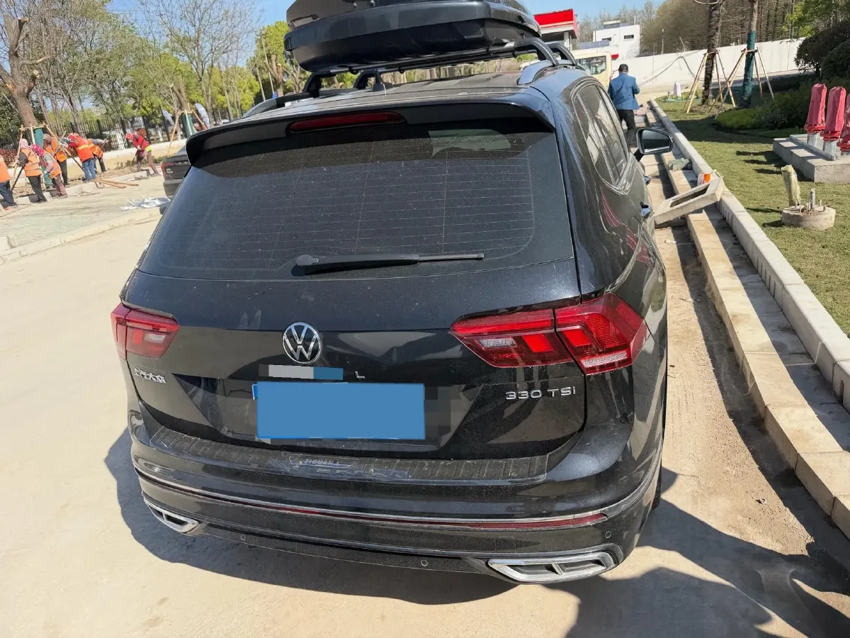 2024 Volkswagen Tiguan L 2.0T 186HP L4 7DCT,autocango,china used car exporter,china ev exporter,chinese used car exporter,chinese used ev exporter