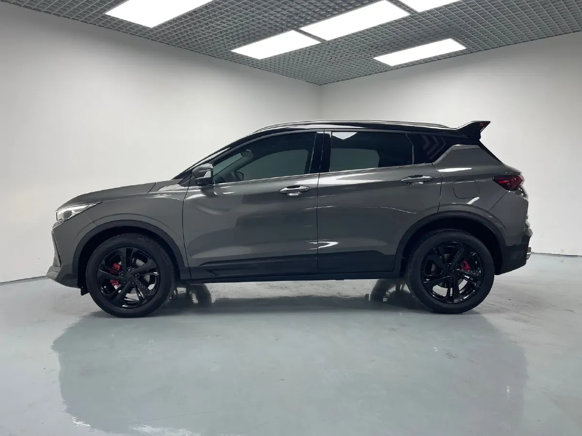 2023 Geely Coolray 1.5T 181HP L4 7DCT,autocango,china used car exporter,china ev exporter,chinese used car exporter,chinese used ev exporter