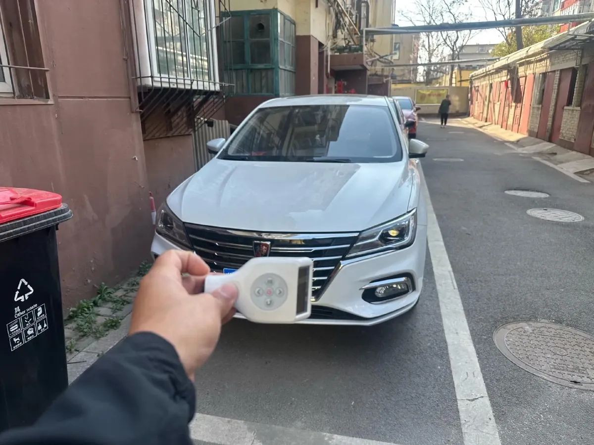 2020 Roewe i5 1.5L 120HP L4 CVT,autocango,china used car exporter,china ev exporter,chinese used car exporter,chinese used ev exporter