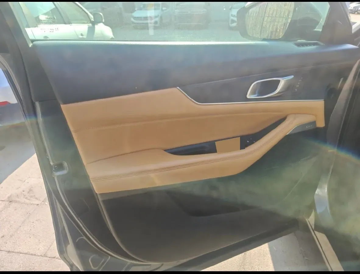 2021 ChangAn UNI-K 2.0T 233HP L4 8AT,autocango,china used car exporter,china ev exporter,chinese used car exporter,chinese used ev exporter