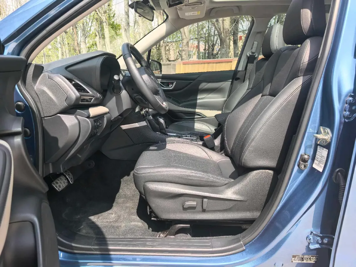 2022 Subaru Forester 2.0L 154HP H4 CVT,autocango,china used car exporter,china ev exporter,chinese used car exporter,chinese used ev exporter