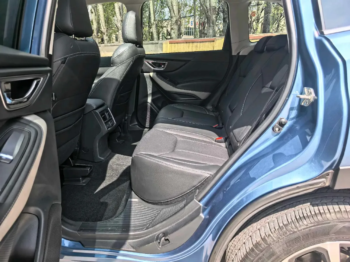 2022 Subaru Forester 2.0L 154HP H4 CVT,autocango,china used car exporter,china ev exporter,chinese used car exporter,chinese used ev exporter