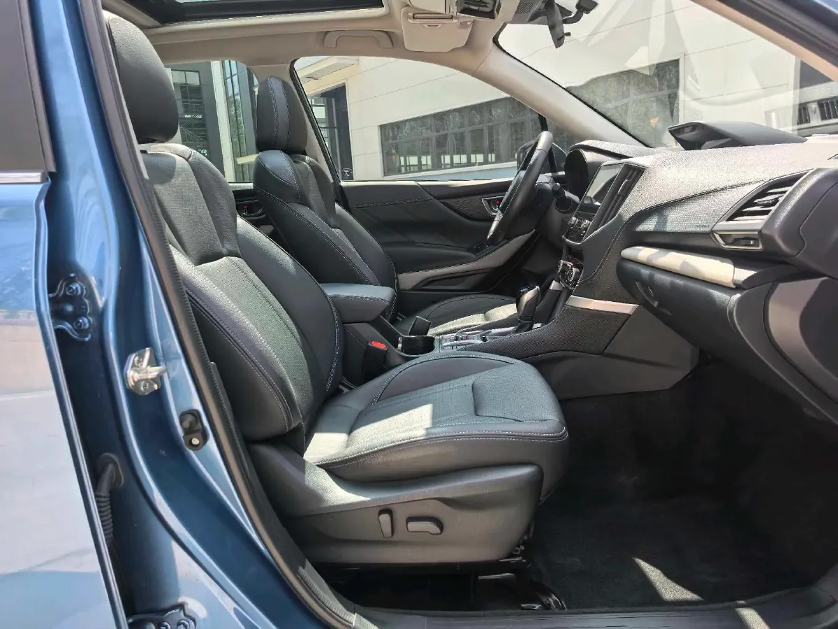 2022 Subaru Forester 2.0L 154HP H4 CVT,autocango,china used car exporter,china ev exporter,chinese used car exporter,chinese used ev exporter