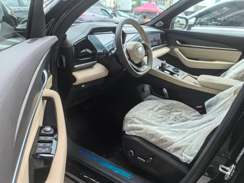 2025 Geely Monjaro 2.0T 238HP L4 8AT,autocango,china used car exporter,china ev exporter,chinese used car exporter,chinese used ev exporter