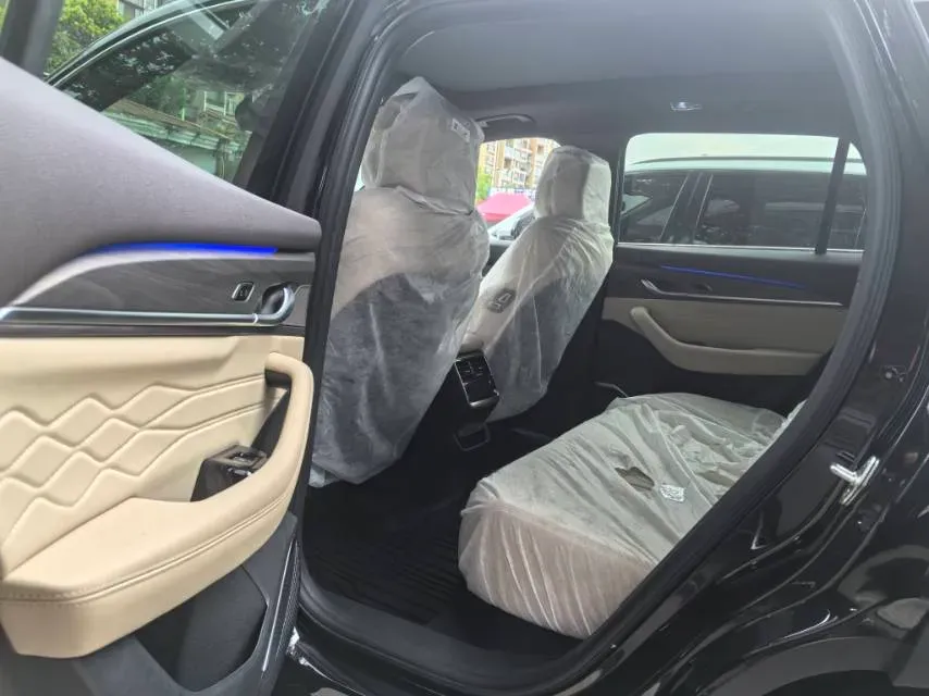 2025 Geely Monjaro 2.0T 238HP L4 8AT,autocango,china used car exporter,china ev exporter,chinese used car exporter,chinese used ev exporter