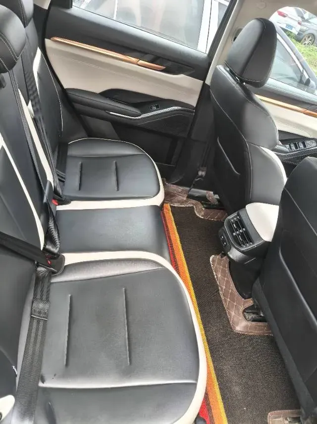 2021 Haval H6 1.5T 169HP L4 7DCT,autocango,china used car exporter,china ev exporter,chinese used car exporter,chinese used ev exporter