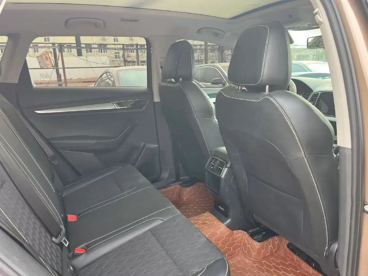 2019 Skoda Octavia 1.4T 150HP L4 7DCT,autocango,china used car exporter,china ev exporter,chinese used car exporter,chinese used ev exporter