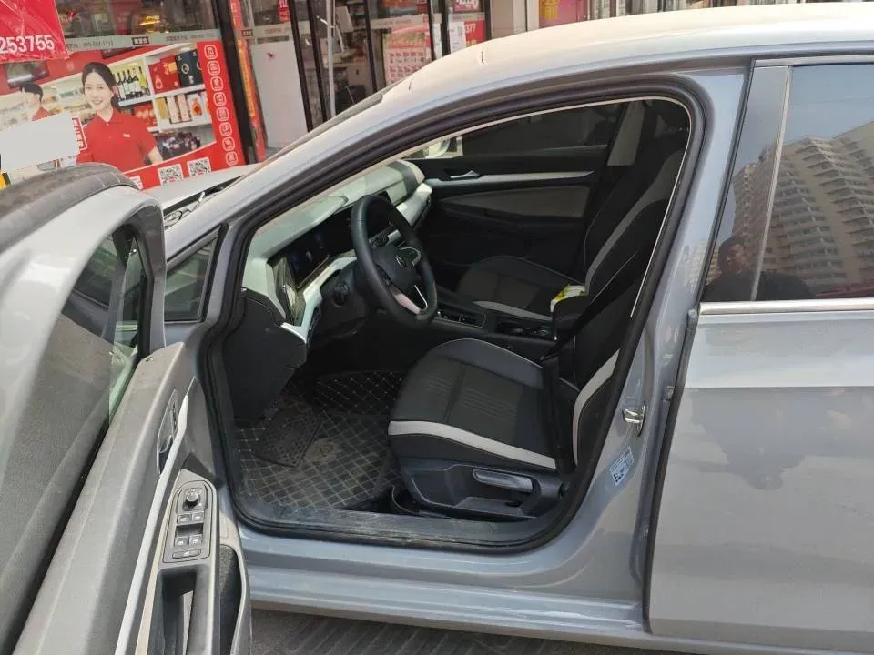 2021 Volkswagen Golf 1.4T 150HP L4 7DCT,autocango,china used car exporter,china ev exporter,chinese used car exporter,chinese used ev exporter