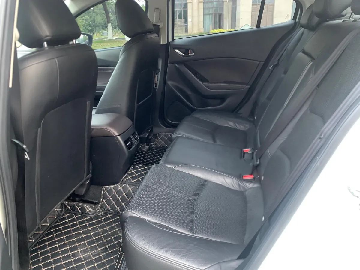 2017 Mazda 3 Axela 1.5L 117HP L4 6AT,autocango,china used car exporter,china ev exporter,chinese used car exporter,chinese used ev exporter