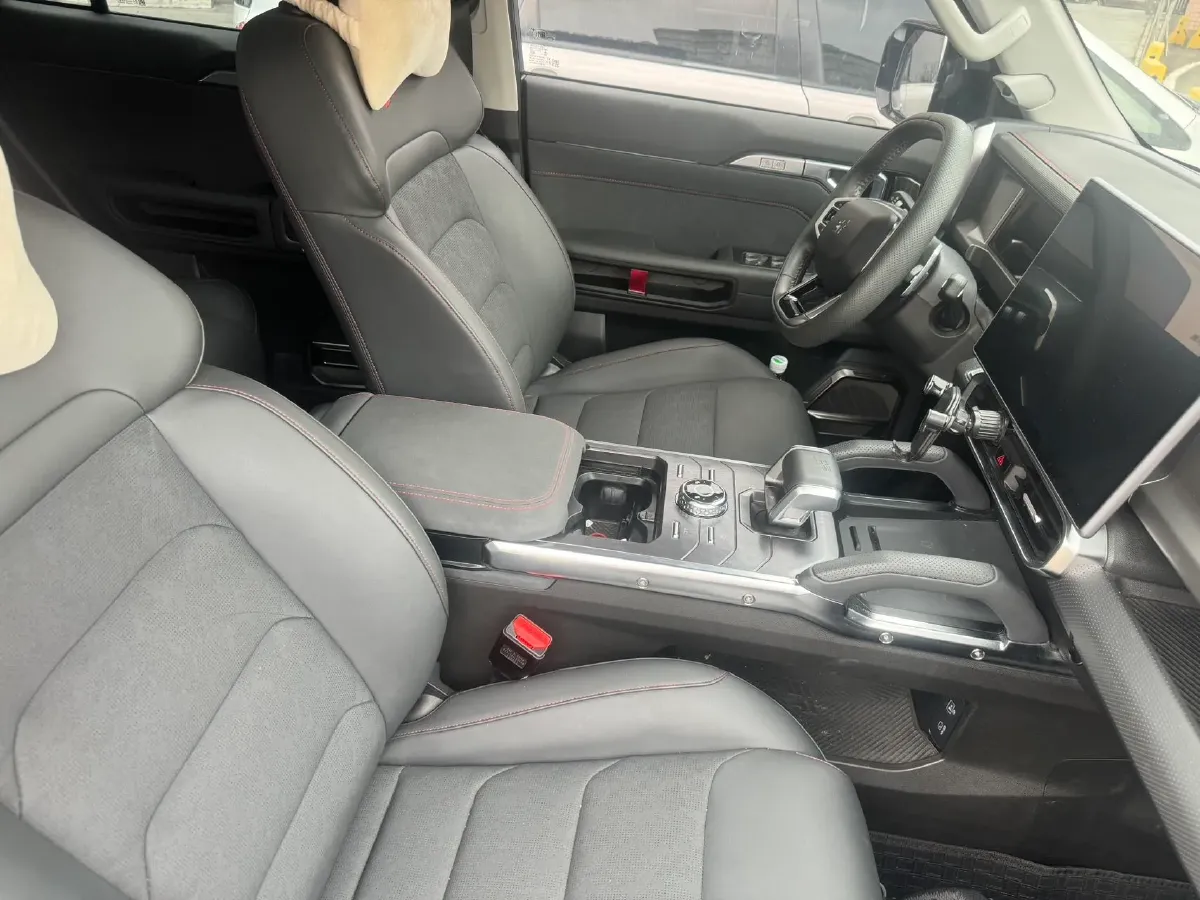 2023 Jetour Traveller 1.5T 184HP L4 7DCT,autocango,china used car exporter,china ev exporter,chinese used car exporter,chinese used ev exporter