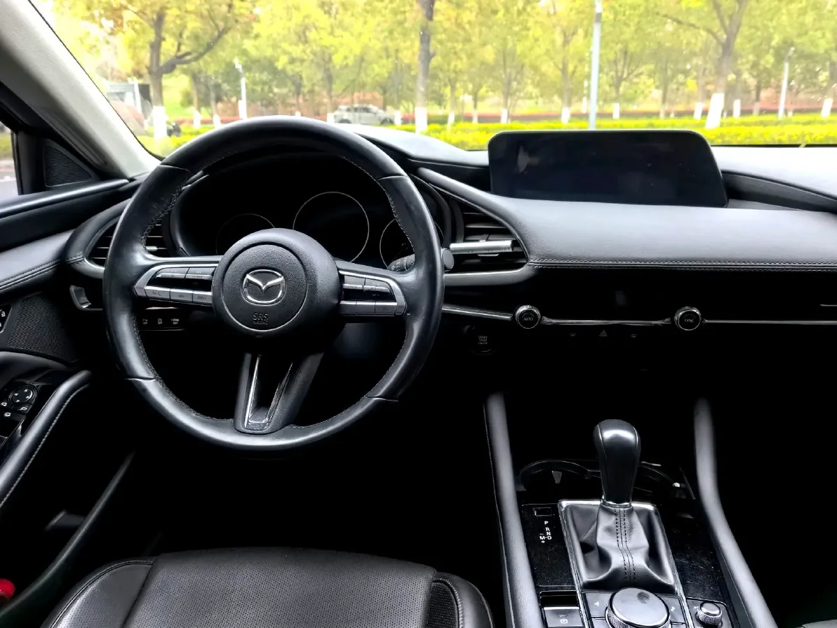 2020 Mazda 3 Axela 2.0L 158HP L4 6AT,autocango,china used car exporter,china ev exporter,chinese used car exporter,chinese used ev exporter