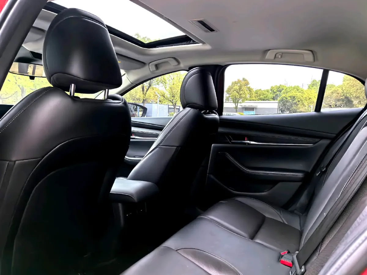 2020 Mazda 3 Axela 2.0L 158HP L4 6AT,autocango,china used car exporter,china ev exporter,chinese used car exporter,chinese used ev exporter