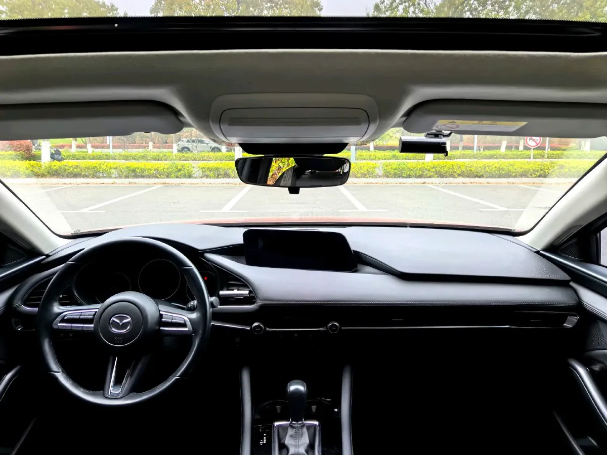 2020 Mazda 3 Axela 2.0L 158HP L4 6AT,autocango,china used car exporter,china ev exporter,chinese used car exporter,chinese used ev exporter