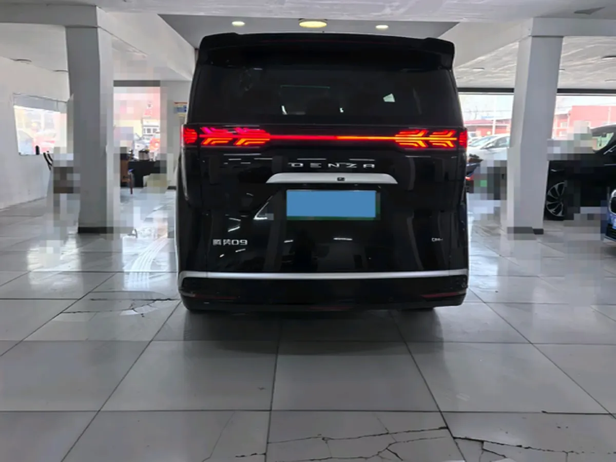 2024 Denza D9 1.5T 139HP L4 E-CVT PHEV 40KWH,autocango,china used car exporter,china ev exporter,chinese used car exporter,chinese used ev exporter
