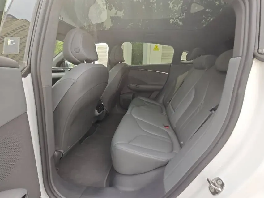 2025 Xpeng G7 BEV,autocango,china used car exporter,china ev exporter,chinese used car exporter,chinese used ev exporter