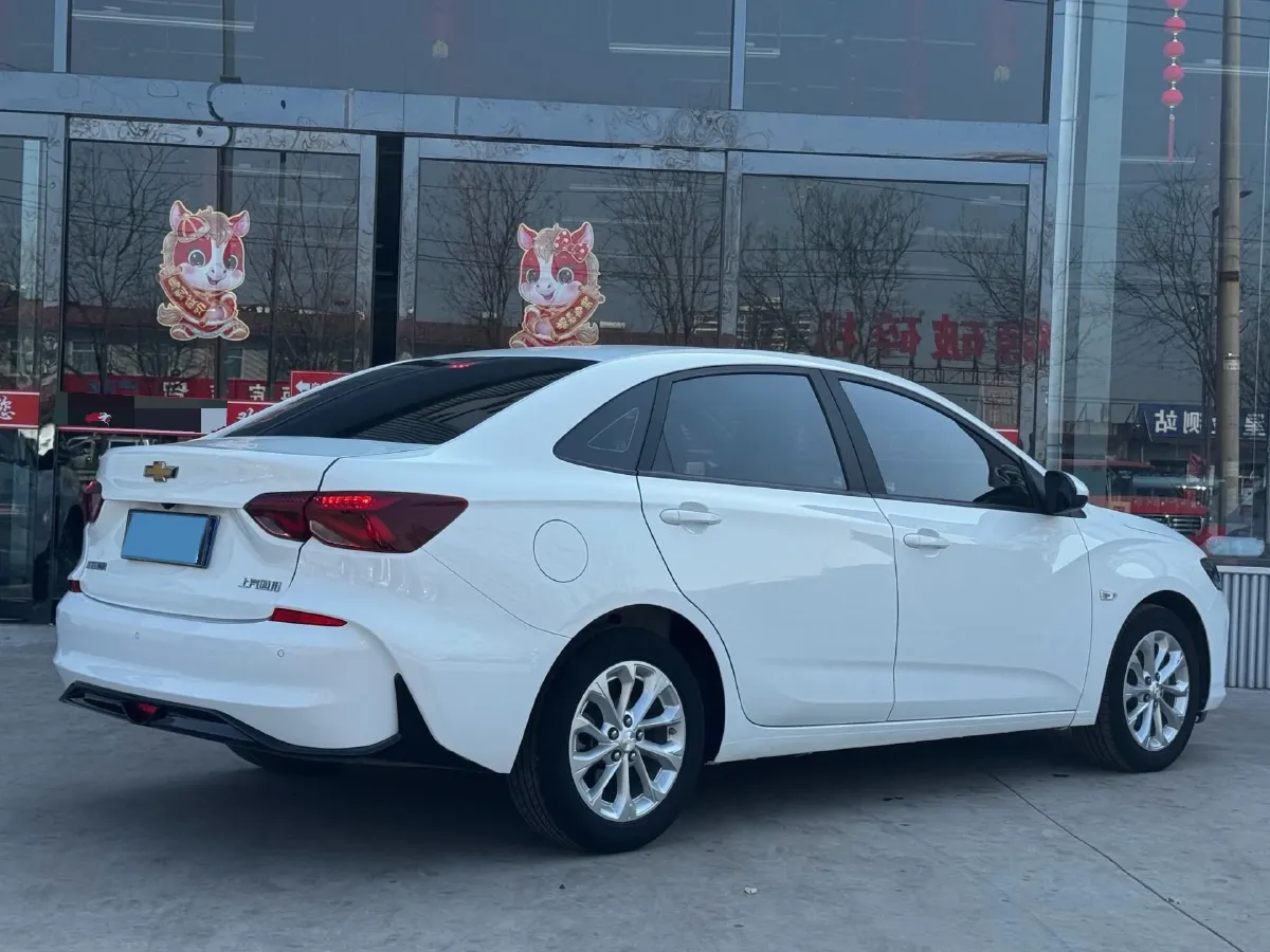 2023 Chevrolet Monza 1.5L 113HP L4 6DCT,autocango,china used car exporter,china ev exporter,chinese used car exporter,chinese used ev exporter