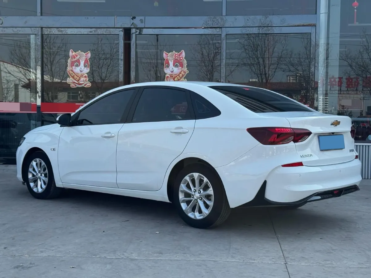 2023 Chevrolet Monza 1.5L 113HP L4 6DCT,autocango,china used car exporter,china ev exporter,chinese used car exporter,chinese used ev exporter