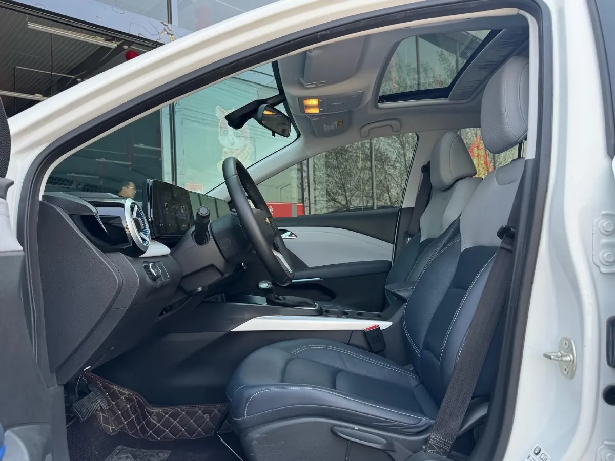 2023 Chevrolet Monza 1.5L 113HP L4 6DCT,autocango,china used car exporter,china ev exporter,chinese used car exporter,chinese used ev exporter