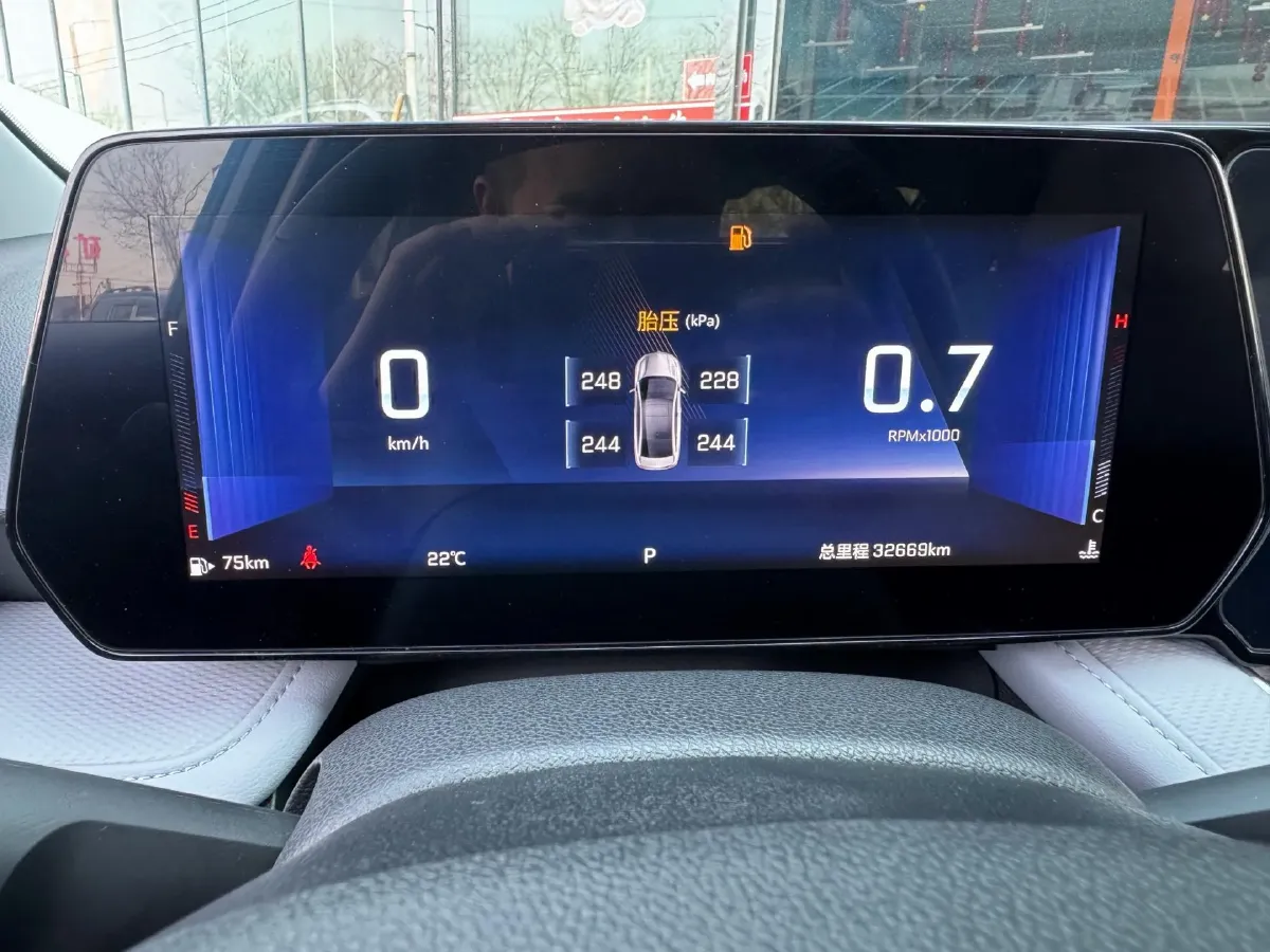 2023 Chevrolet Monza 1.5L 113HP L4 6DCT,autocango,china used car exporter,china ev exporter,chinese used car exporter,chinese used ev exporter